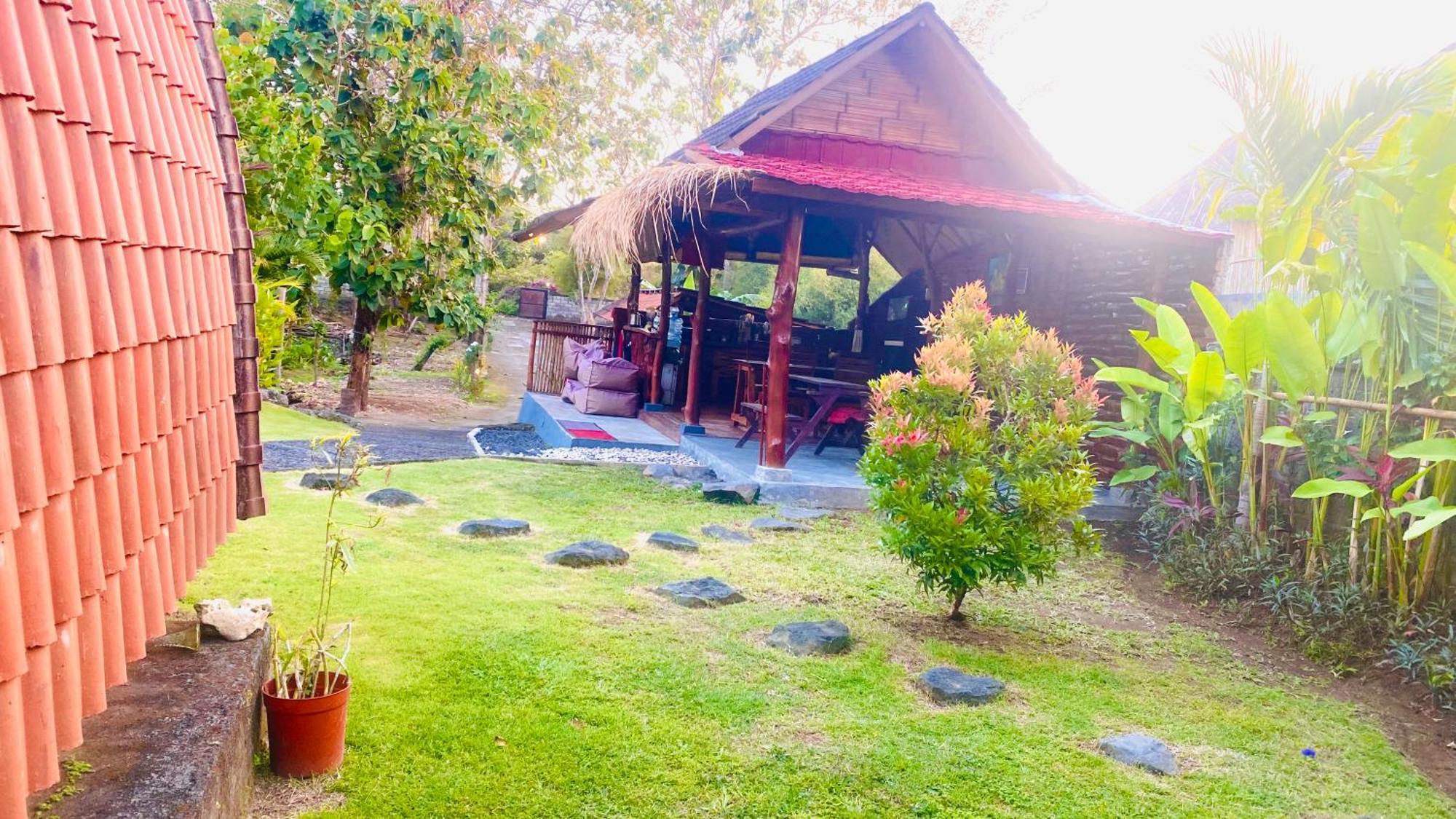 Pondok Sari Homestay Унгасан Экстерьер фото